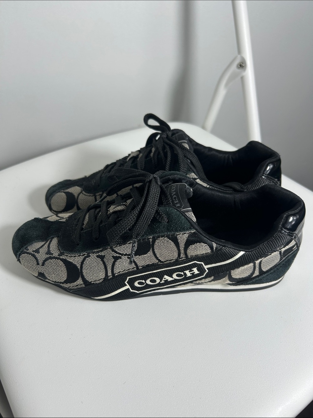Coach Hilary A1338 Signature Canvas Sneakers Black Cream Women’s 6.5B